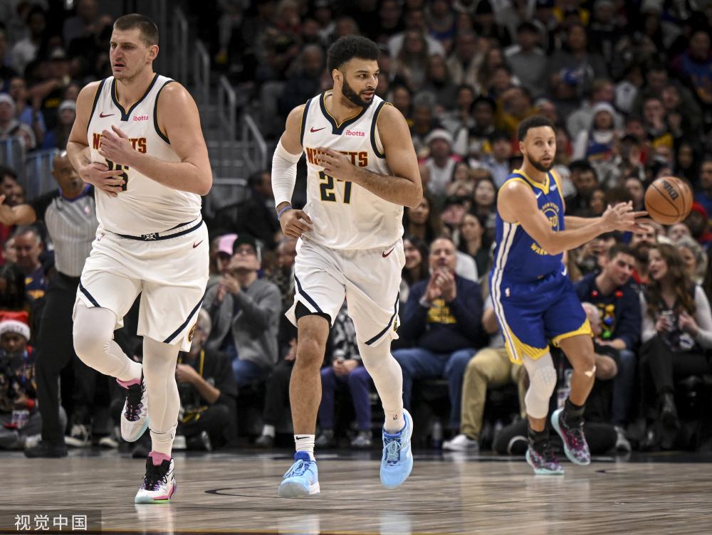 在比赛中展 在比赛中展